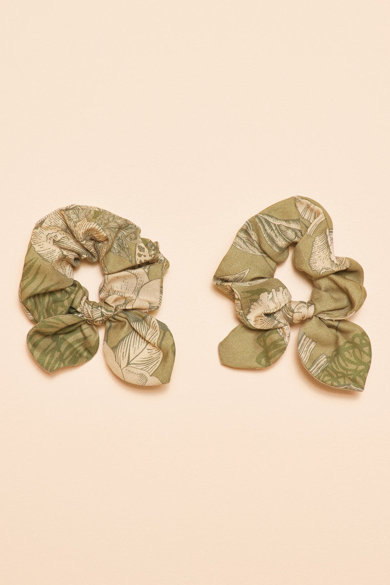 Ornate Toile Scrunchies- Olive S/2