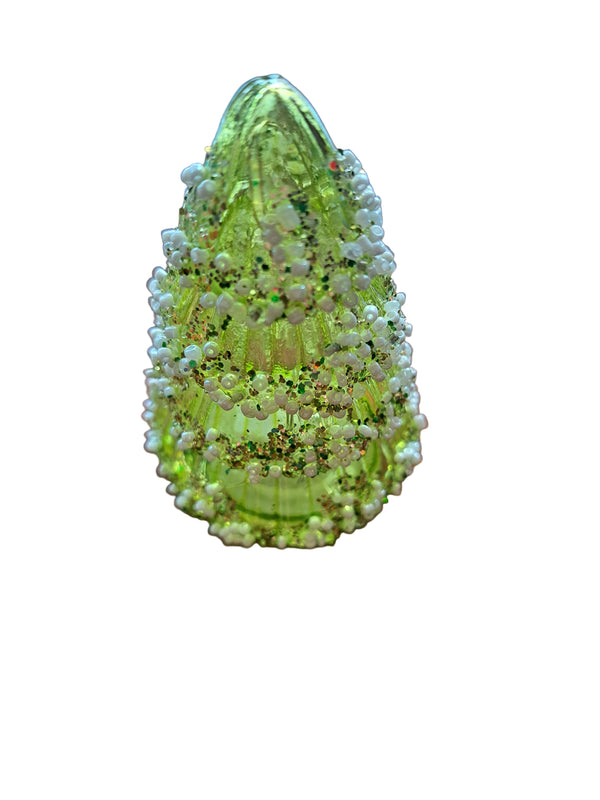 Glitter Tree with LED Lights4" glass tree with LED lights.