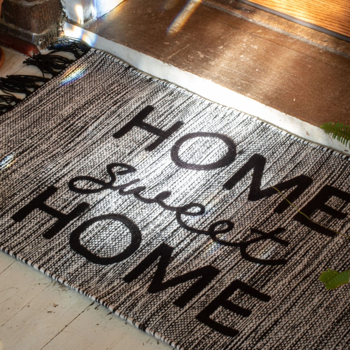 Hand-woven Home Sweet Home Rug